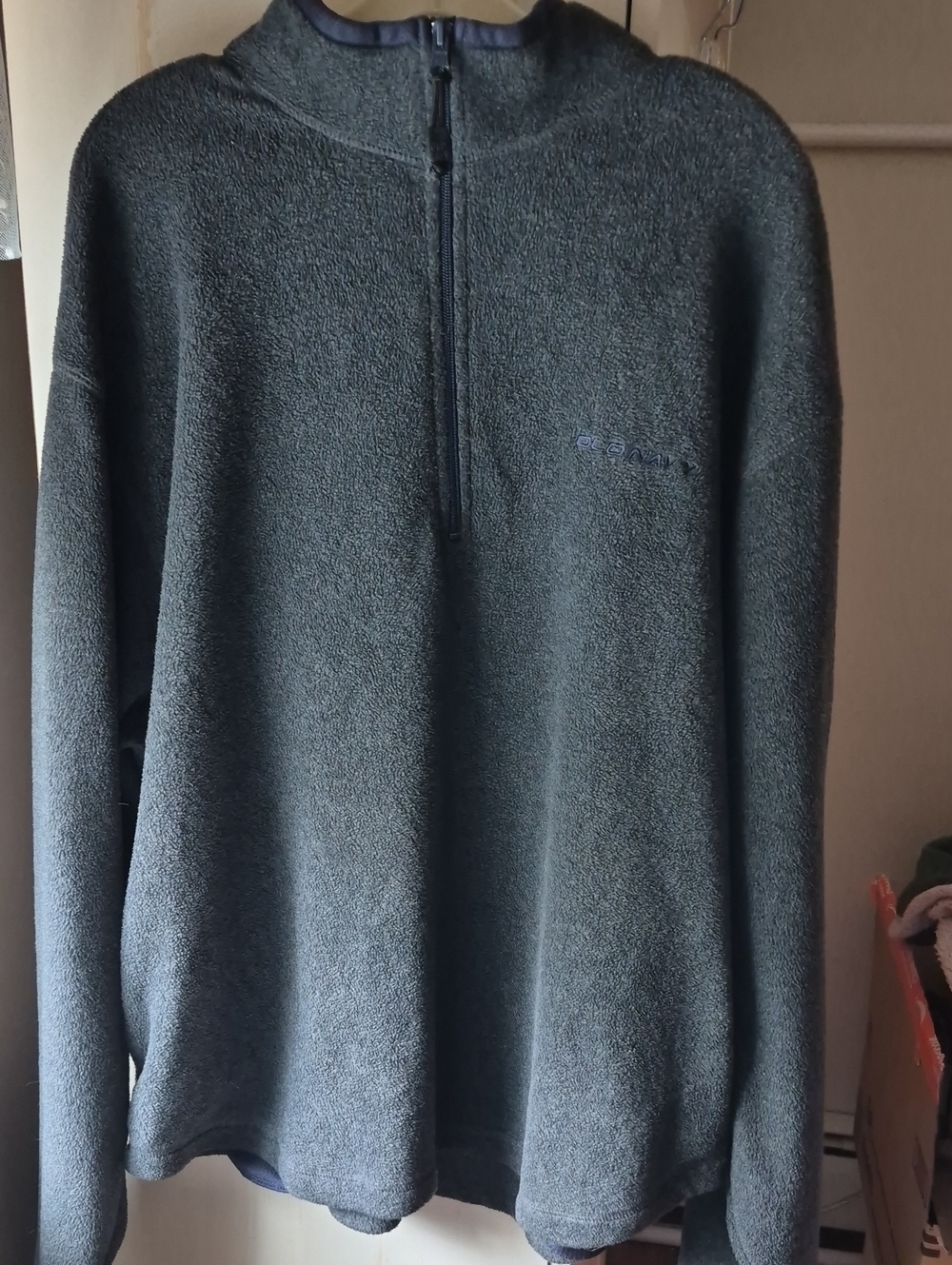 Old Navy Men's Long Sleeve Quarter Zip Top